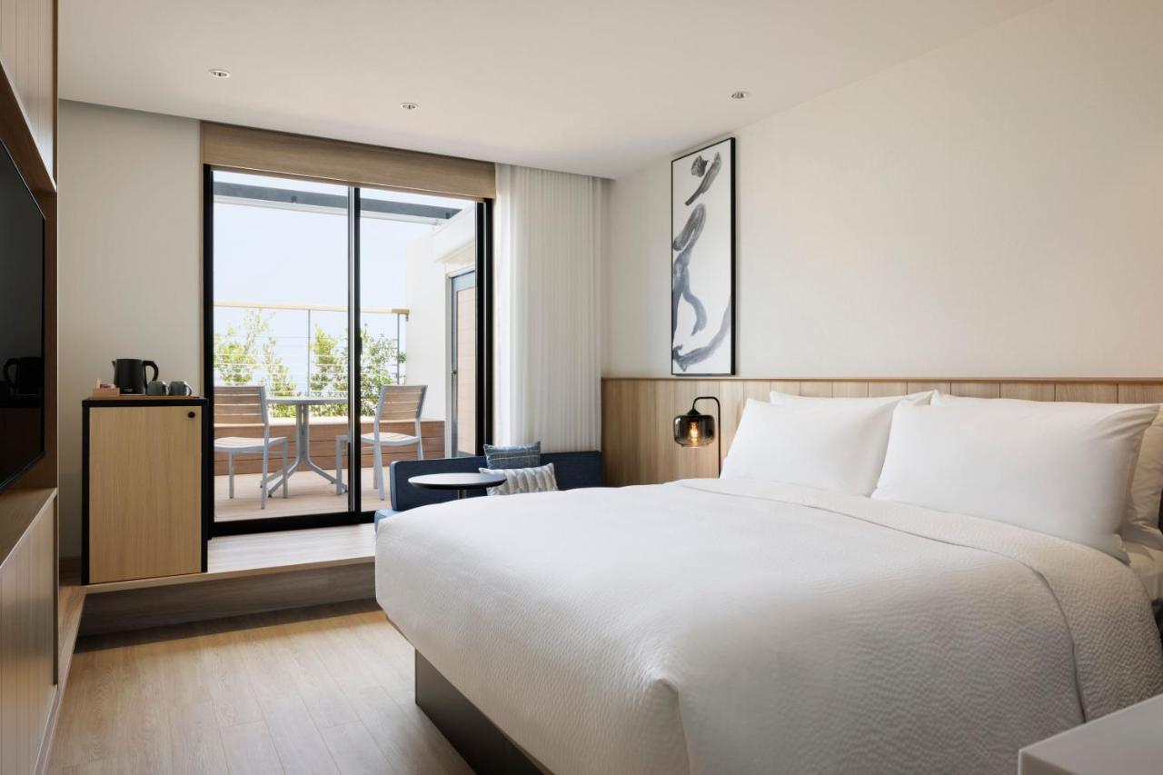 Fairfield By Marriott Hyogo Awaji Higashiura Hotel Exterior foto
